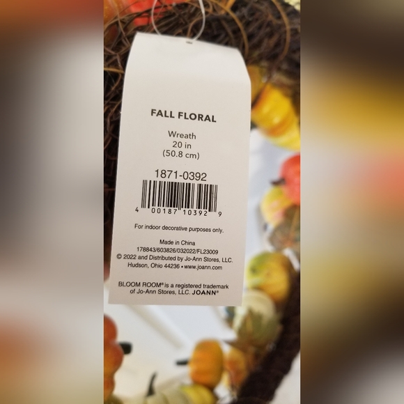 Pumpkin Wreath - Yellow & Orange - Picture 3 of 3